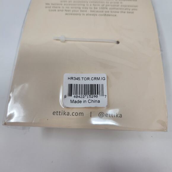 Ettika Hair Accessories Claw Clips Set of 2 New in Package - Picture 5 of 5